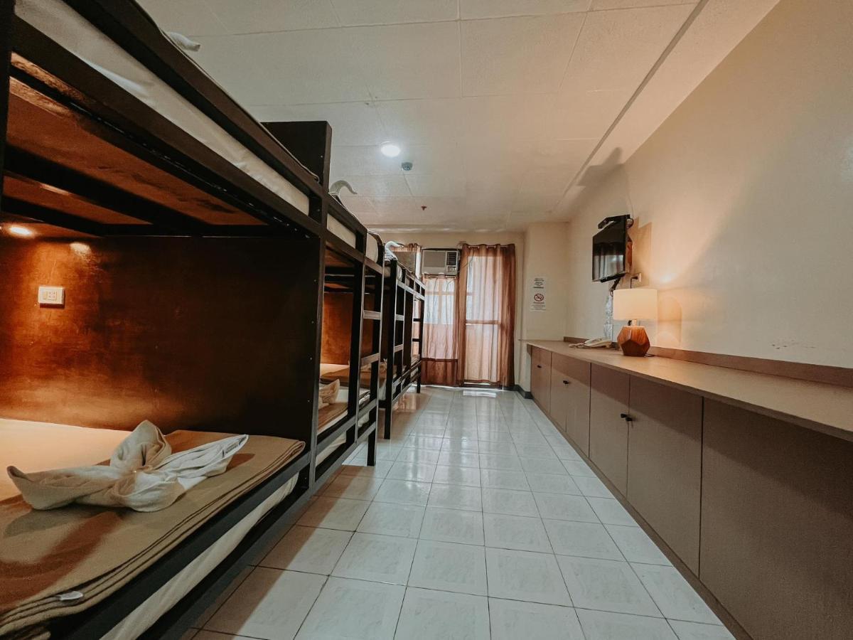 Fuente Hotel De Cebu Екстер'єр фото