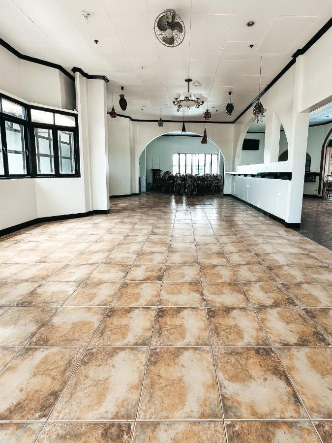 Fuente Hotel De Cebu Екстер'єр фото