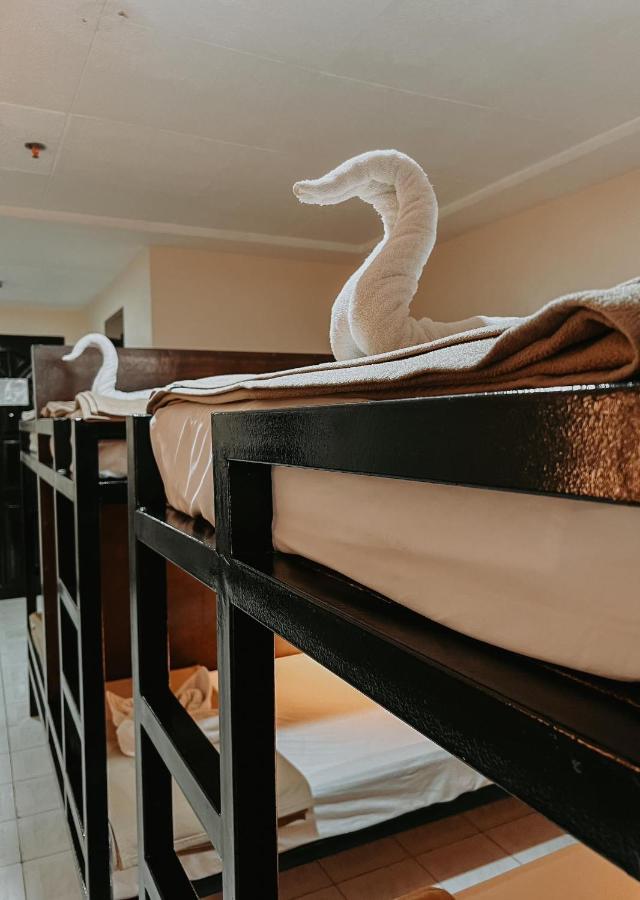 Fuente Hotel De Cebu Екстер'єр фото