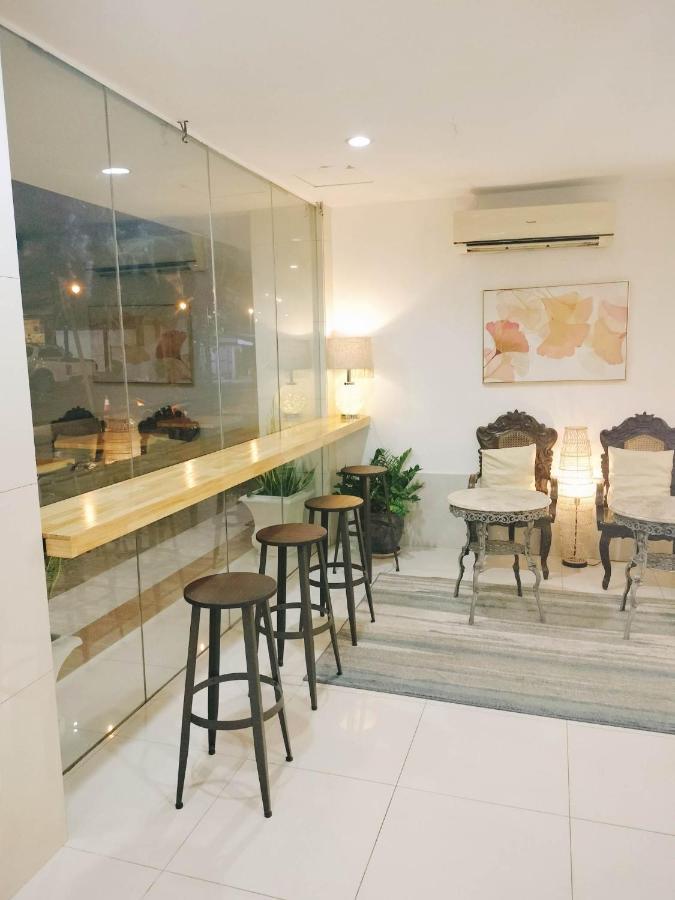 Fuente Hotel De Cebu Екстер'єр фото