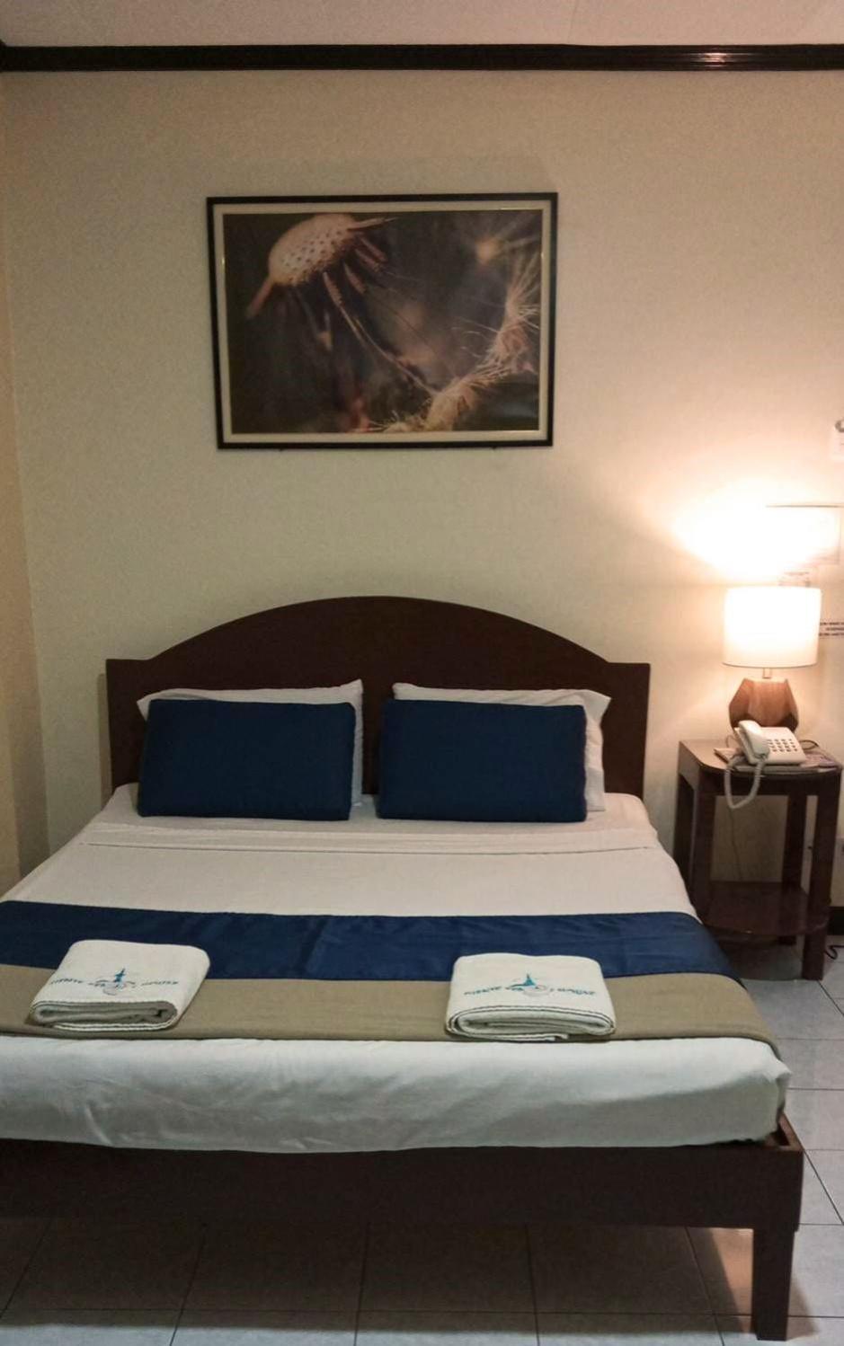Fuente Hotel De Cebu Екстер'єр фото