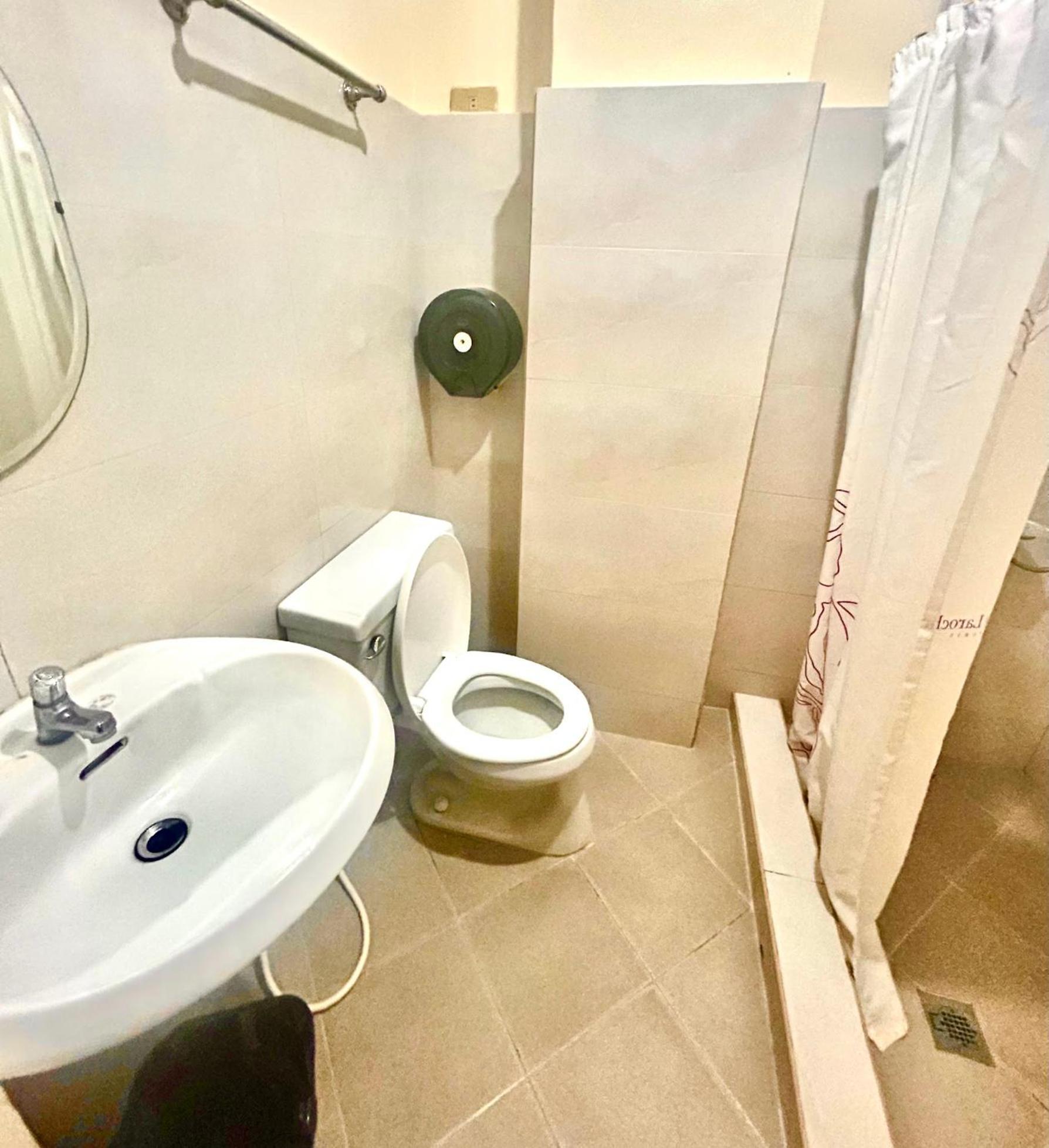 Fuente Hotel De Cebu Екстер'єр фото